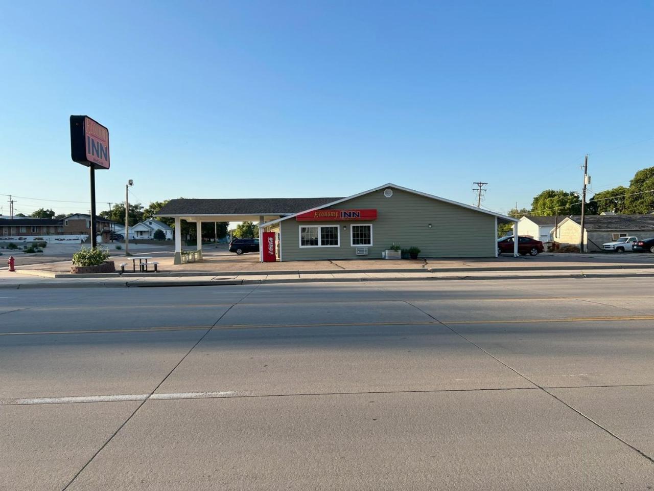 Economy Inn マクック エクステリア 写真
