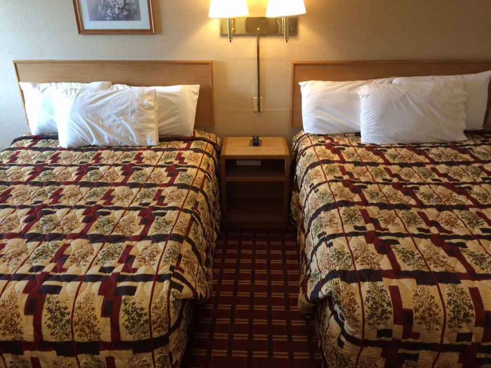 Economy Inn マクック エクステリア 写真