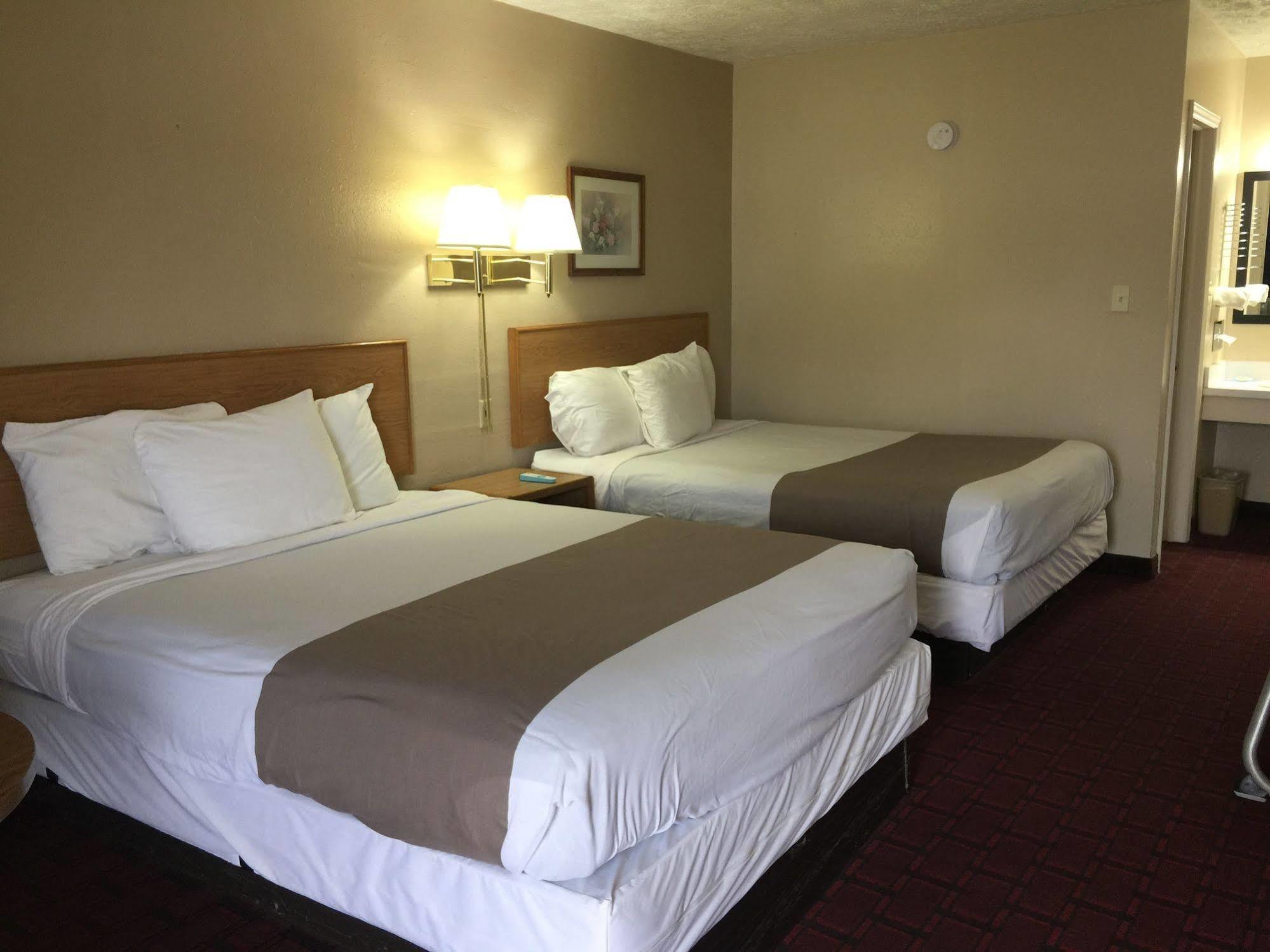 Economy Inn マクック エクステリア 写真